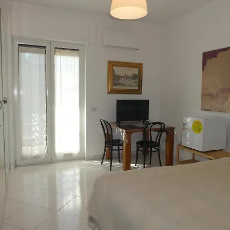 Soggiornisorrento Bed & Breakfast *
